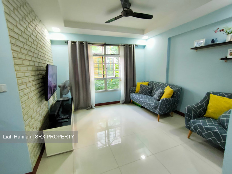 Rivervale Crescent thumbnail photo